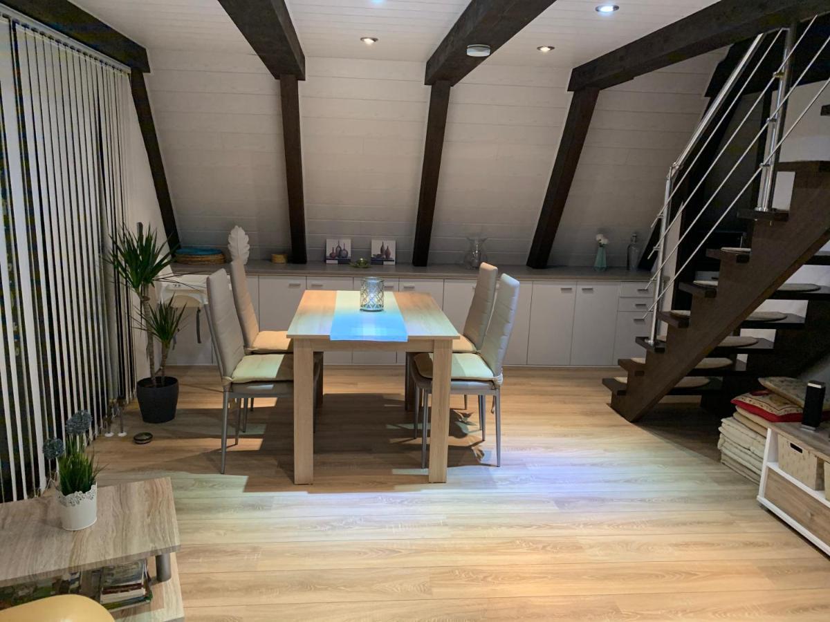 Natur Pur - Waldurlaub Im Tiny House Ronshausen Exterior foto